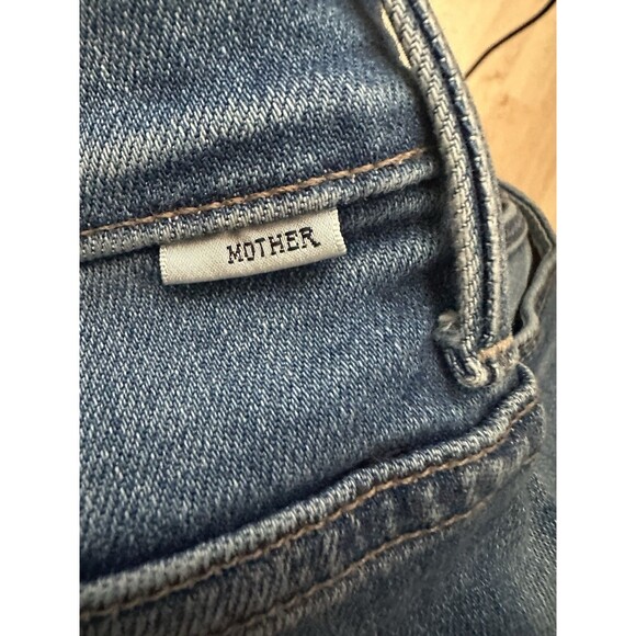 MOTHER Denim The Weekender Fray Flare Jeans in Meet Cute Size 26 - Picture 10 of 13